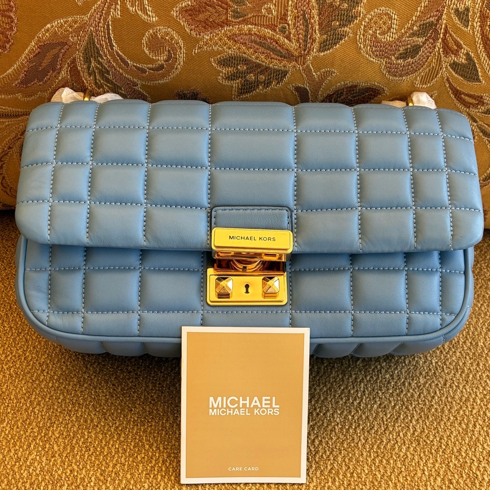 🩵 Michael Kors Tribeca Large Quilted Blue Crossbody Bag - Picture 17 of 17